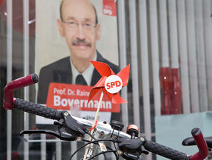Ein Windrad gehörte auch zur Fahrrad-Ausstattung bei der Tour.