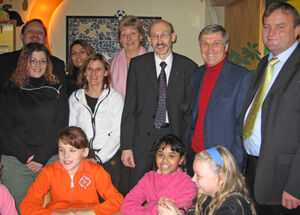 Dr. Rainer Bovermann, MdL, Hubertus Kramer, MdL, Ulla Wacker, Bereichsleitung Kinder und Familien, Adi Ostert